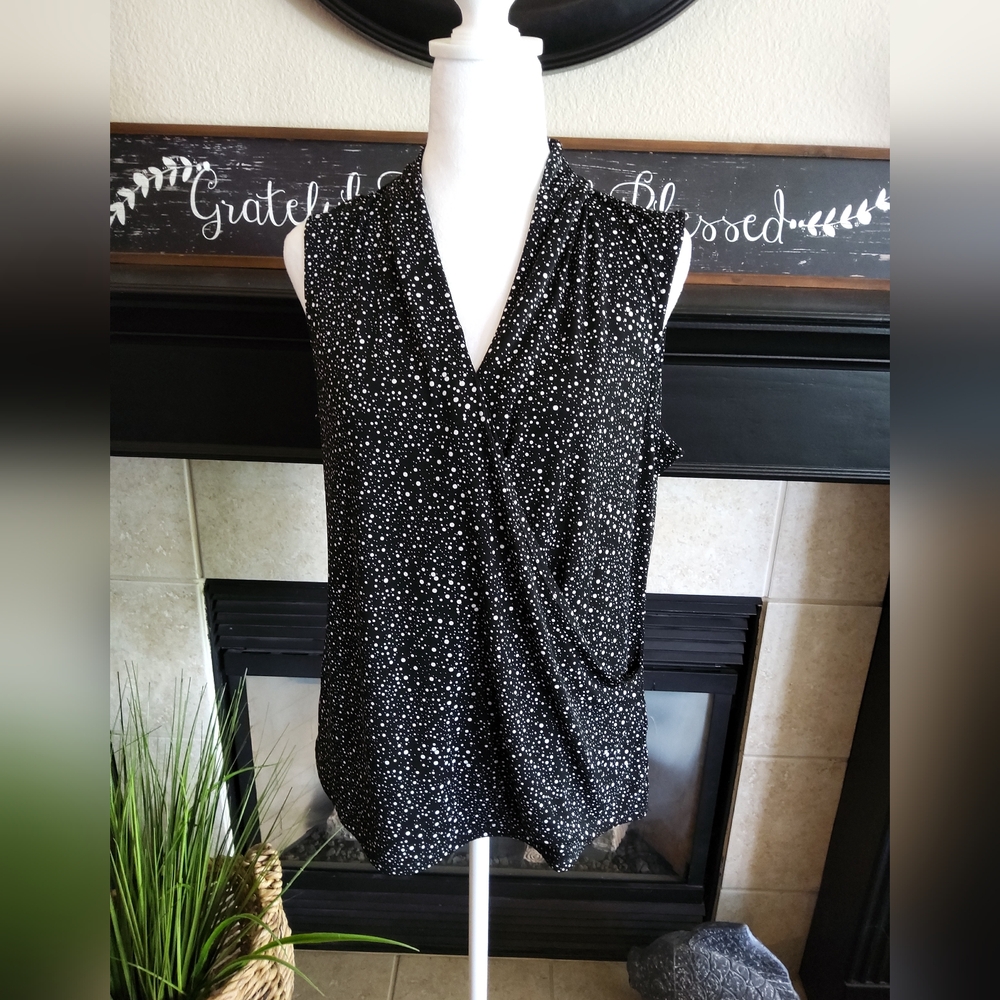 Adrianna Papell Ladies Sleeveless Top